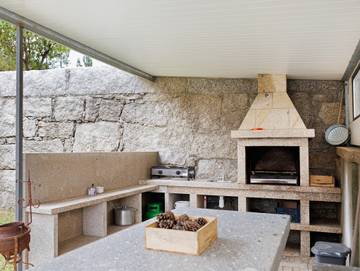 Casa De Férias para 13 Pessoas em Cabril, Parque Nacional da Peneda-Gerês, Foto 1