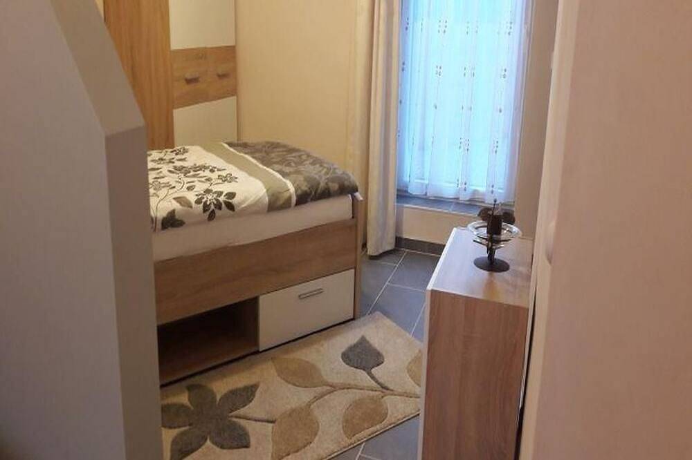 Ganze Wohnung, Appartement 1, Erdgeschoß, Terrasse - Ferienappartments Felia Glücksklee in Bad Sobernheim, Landkreis Bad Kreuznach