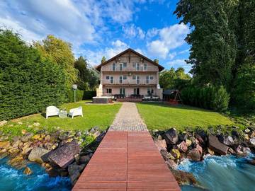 Villa für 16 Personen, mit Ausblick und Garten sowie Seeblick, mit Haustier am Balaton