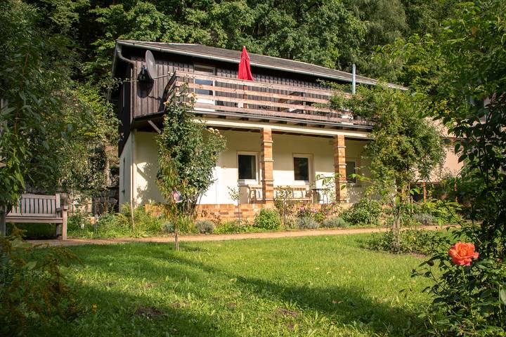 Vakantiehuis voor 4 personen, with Balkon and Terras as well as Tuin in Saksisch Zwitserland