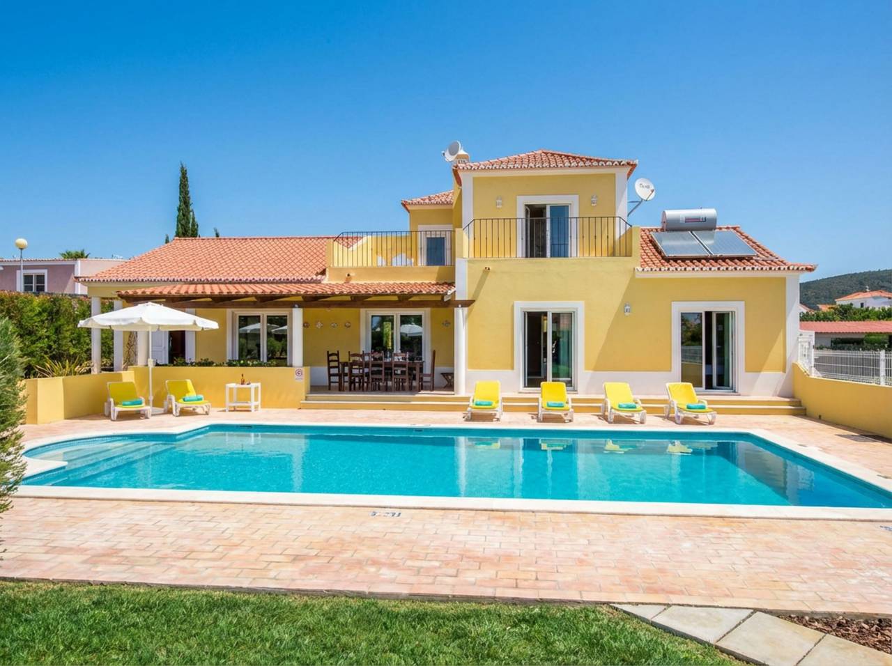 Amapola in Moncarapacho, Parque Natural da Ria Formosa