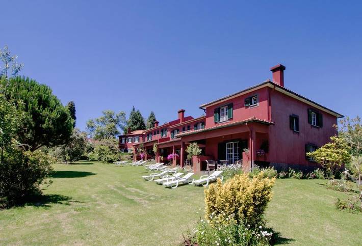 Apartahotel para 4 personas, con vistas y jardín en Isla de Madeira