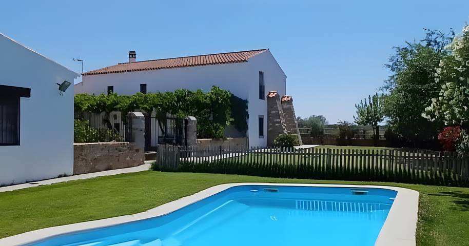 Casa rural para 14 personas, con Jardín en Pozoblanco