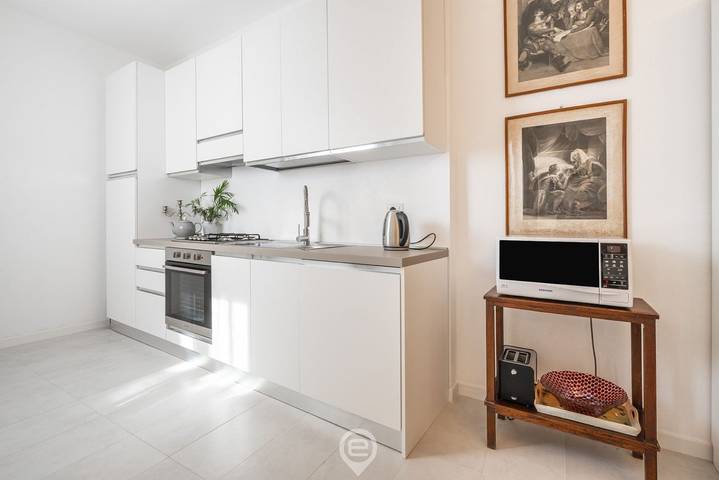 Apartamento entero, Apartamento de vacaciones para 2 personas con balcón/terraza in Igrèsias/Iglesias, Iglesias