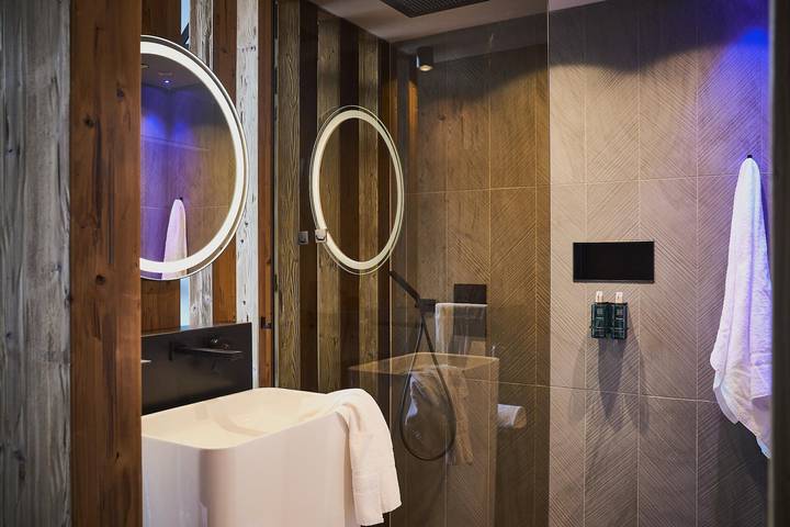 Apartmenthotel für 4 Personen, mit Balkon und Terrasse sowie Garten und Sauna in Leutasch