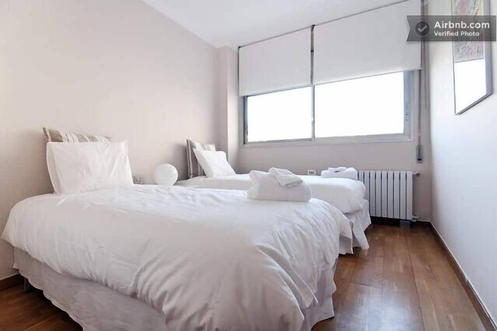 Ganze Wohnung, Erste Linie Strand. 6 Pax in Barcelona Zentrum, Barcelona