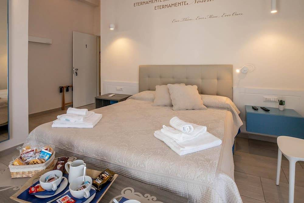 Bed & Breakfast a Salerno Id 548 in Salerno, Tyrrhenian Coast Campania