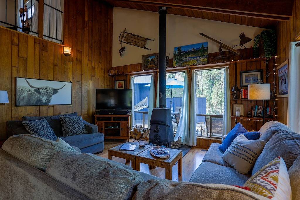 Gemütliche 1700 sq ft Lodge fühlen / beinhaltet 8 Sharc-Pässe / Whirlpool und Wifi in Sunriver, Deschutes County