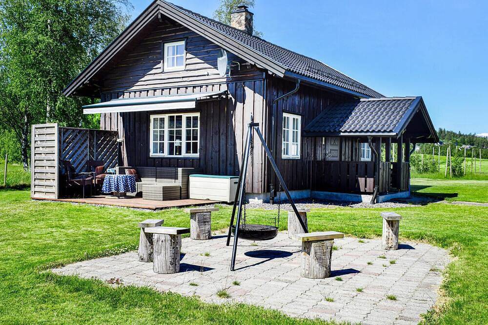 Atemberaubendes Haus in Austmarka mit Seeblick in Kongsvinger