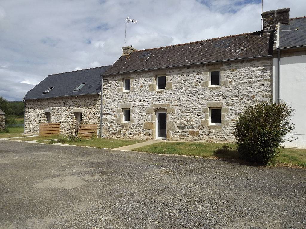 Gîte Les Hirondelles in Plomodiern, Région de Châteaulin