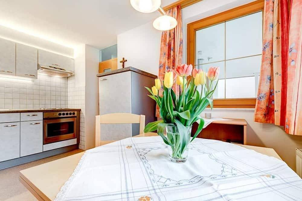 Ganze Wohnung, Kleine Ferienwohnung (1-2 Personen) - Haus Nigsch in Sonntag, Bezirk Bludenz