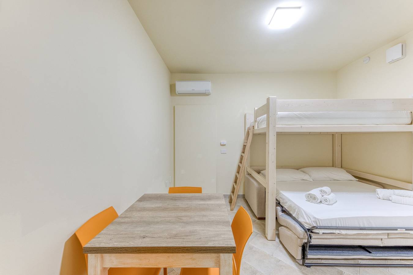 Apartamento entero, Apartamento '2' con aire acondicionado in Torre San Giovanni, Ugento