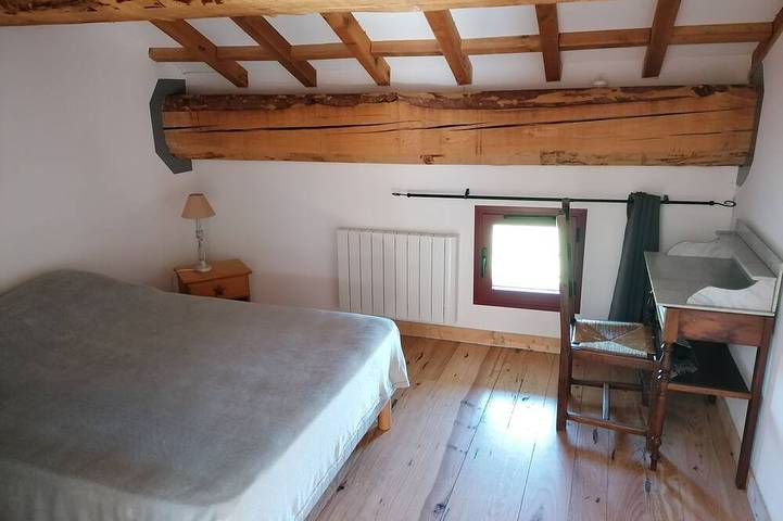 Gîte à la campagne, 3km de Parthenay. Idéal pour séjours en famille entre amis. in Parthenay, Deux-Sèvres