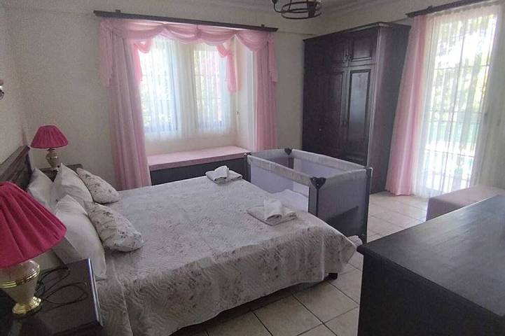 Luxusvilla mit privatem Pool, gepflegten Gärten und kostenlosem Wifi Unlimited in Fethiye, Türkische Ägäis