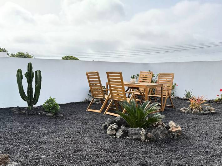 Casa rural para 4 personas, con jardín en Tinajo - 2