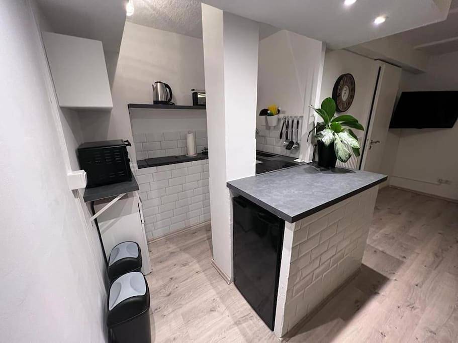 Ganze Wohnung, One-Bedroom Apartment in Wermelskirchen, Rheinisch-Bergischer Kreis