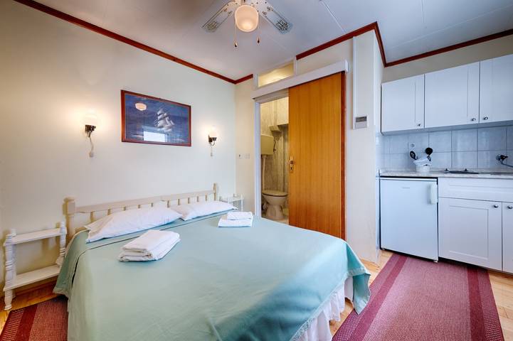 Ferieleilighet for 2 personer, med Balkong / Terrasse i Vis Kroatia
