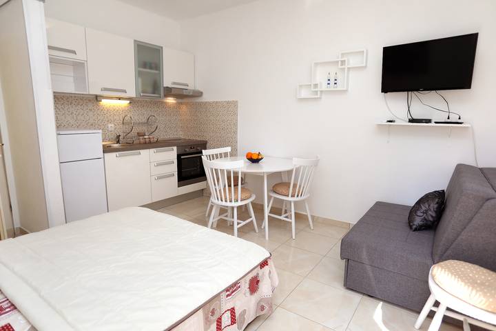 Ferienwohnung für 4 Personen, mit Terrasse und Garten in Okrug Gornji - 4