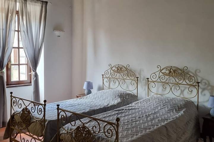 Appartamento intero, Family apartment near the medieval castle in Bracciano, Lago di Bracciano