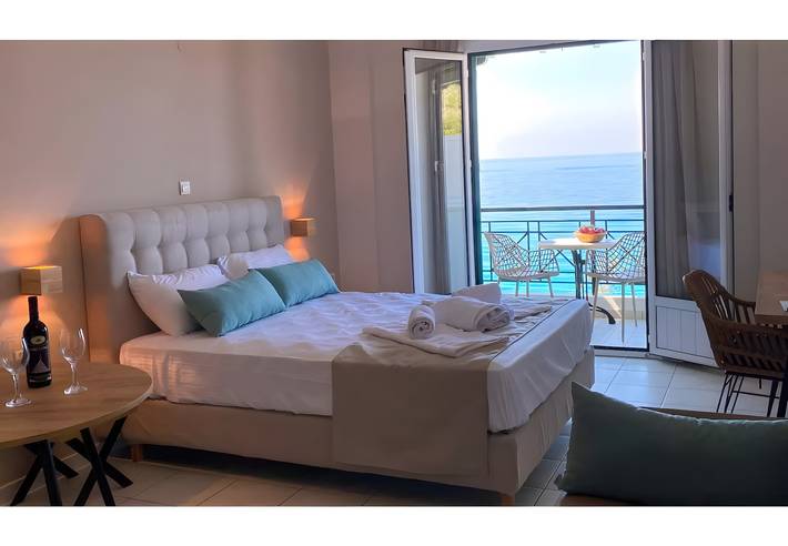 Entire studio, Studio Apartment 'Sunset Premium 12' with Sea View, Wi-Fi and Air Conditioning in Agios Nikitas, Greece