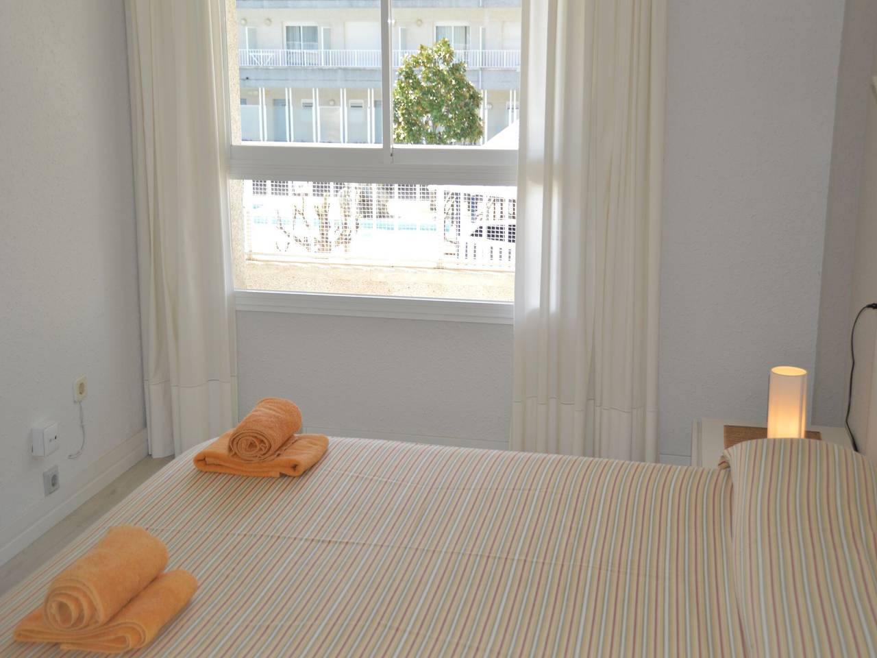 Geheel appartement, Appartement 'Mar D'Or 142' met Gedeeld Zwembad, Wifi en Airconditioning in l'Estartit, L'Estartit