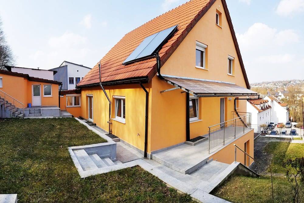 Ganze Wohnung, Eine geräumige 3 Zimmerwohnung in Bad Abbach in Bad Abbach, Ostbayern