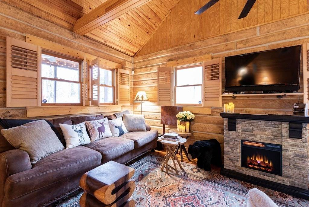 Swim Spa - Shaded Wooded Cabin 2 Meilen zum See- / Parkeingang nutzen Sie unseren Parkpass! in Patoka Lake