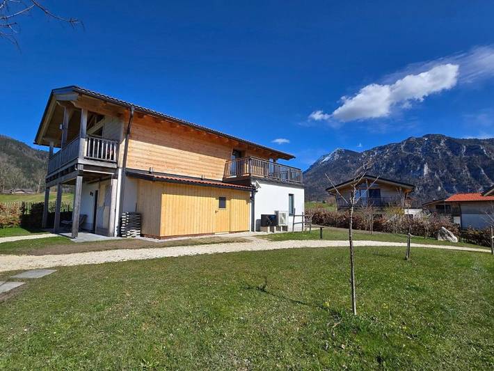 Chalet für 6 Personen, mit Balkon und Terrasse sowie Garten und Pool in Inzell - 4