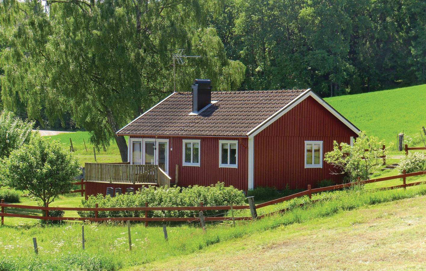 Ferienhaus für 4 Personen mit Terrasse in Jönköpings län