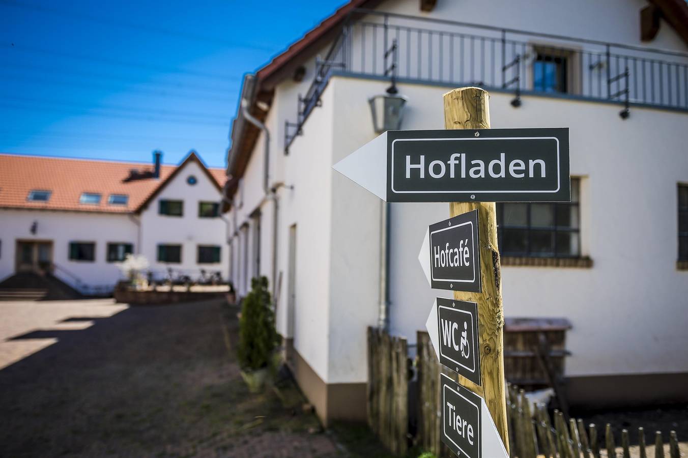 Doppelzimmer mit zusätzl. Schlafcouch - Dusche, Wc in Wadern, Saar-Nahe-Bergland
