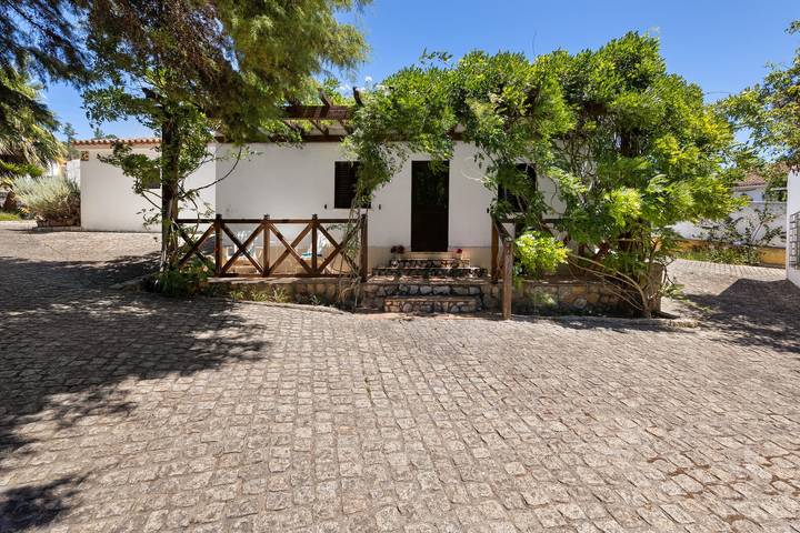 Chalet para 4 personas, con jardín, Se admiten mascotas - 1