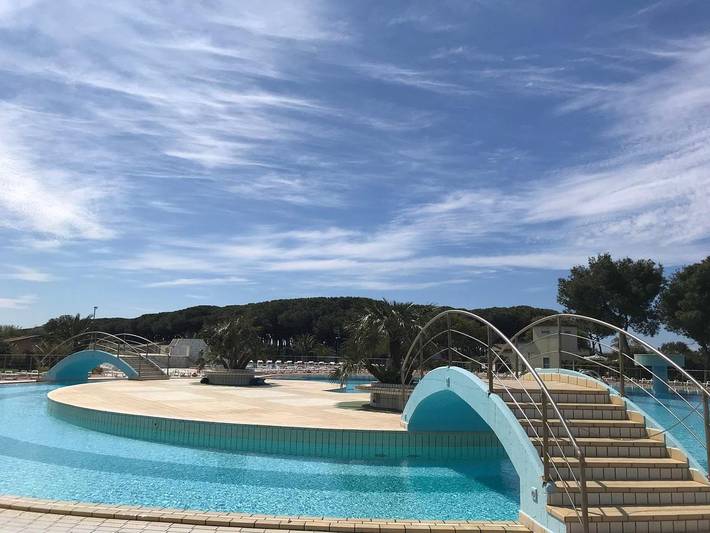 Resort per 6 persone, con giardino e piscina, adatto a famiglie con bambini nel Lazio