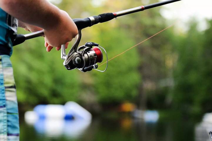 Gîte pour 6 personnes, avec piscine et terrasse à Jugon-les-Lacs - 3