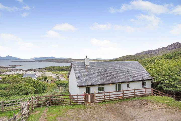 Holiday rental for 6 people, with garden, with pets in Ardnamurchan