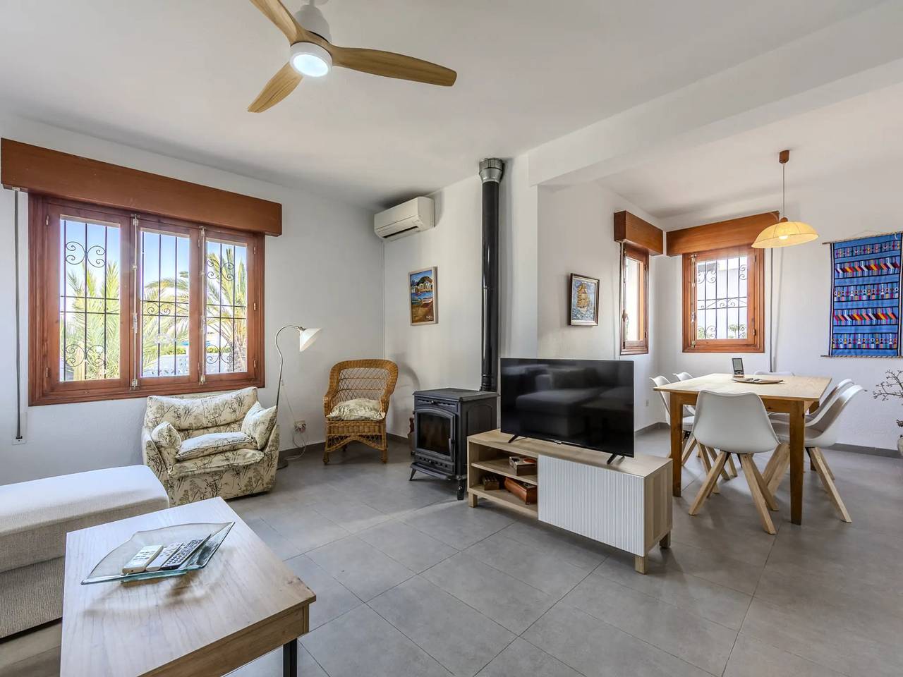 Casa 8 Personas in Retamar, Almería