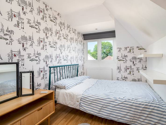 Pass the Keys | Charming 3 bed house with parking and large garden in Hertfordshire