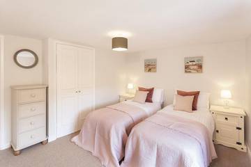 Glamping for 8 People in Old Cleeve, Exmoor, Photo 1