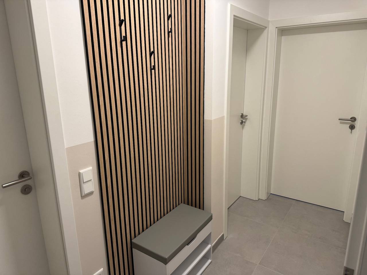 Ganze Wohnung, Ferienwohnung 'Meer' mit Seeblick, privater Terrasse und Wi-Fi in Wölpinghausen, Landkreis Schaumburg