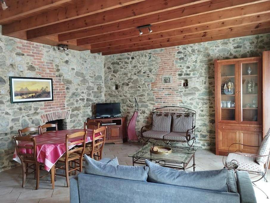 Gîte Ardelay et son jardin, 10 min du Grand Parc in Les Herbiers, Vallée de la Loire