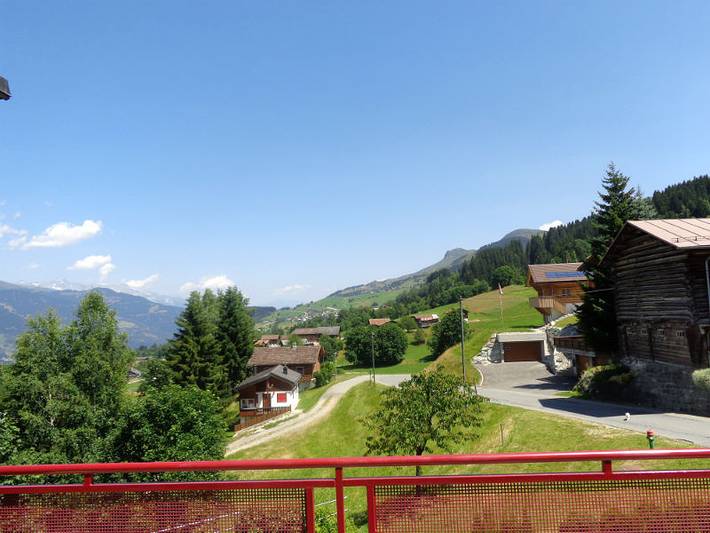Ganze Ferienwohnung, Ferienwohnung Casanova, Obersaxen-Friggahüs - 2.5 Zimmer Ferienwohnung für max. 4 Pers. im 3. Og in Obersaxen, Obersaxen-Mundaun