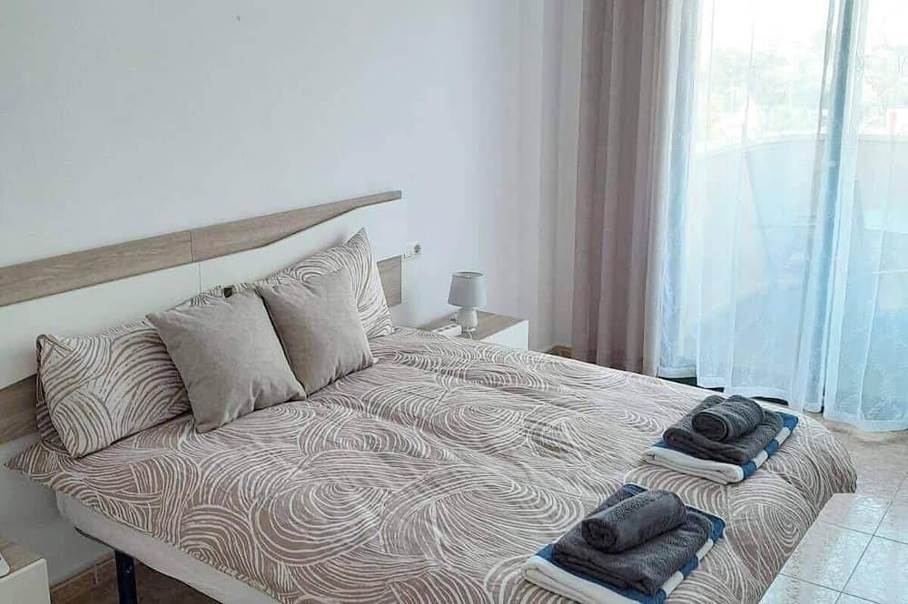Ganze Wohnung, Lemon Apartment - Aquamarina - Cabo Roig Pool and Sea View. in Cabo Roig, Costa Blanca