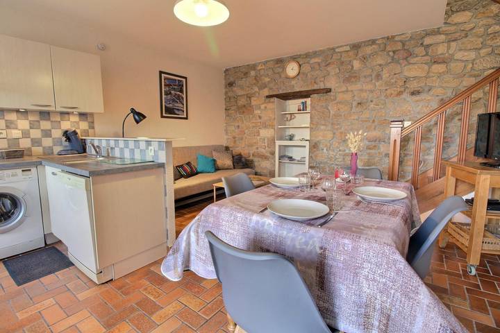 Gîte pour 3 personnes, avec Terrasse et Jardin à Plouhinec (Morbihan) - 2
