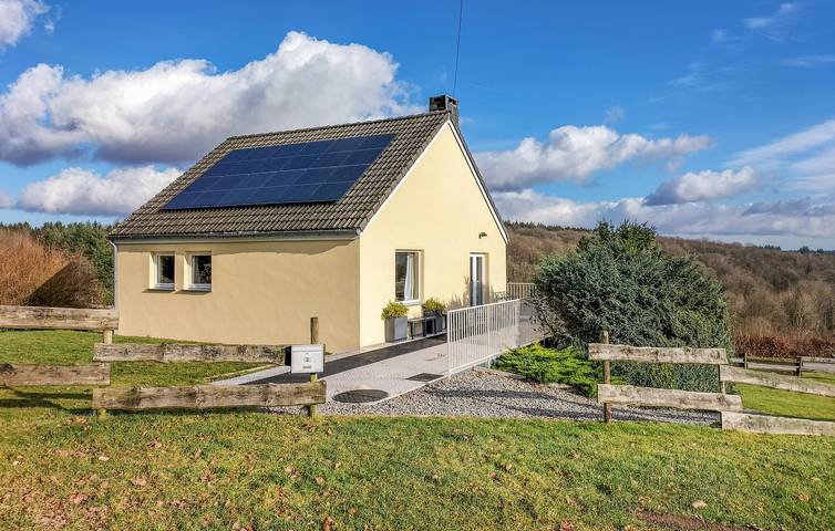 Vakantiehuis voor 8 personen, met Terras en Tuin in Vresse-sur-Semois