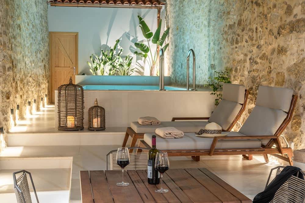 Dianthus Residence, Heated Pool & in-pool Whirlpool in Rethymno und Umgebung