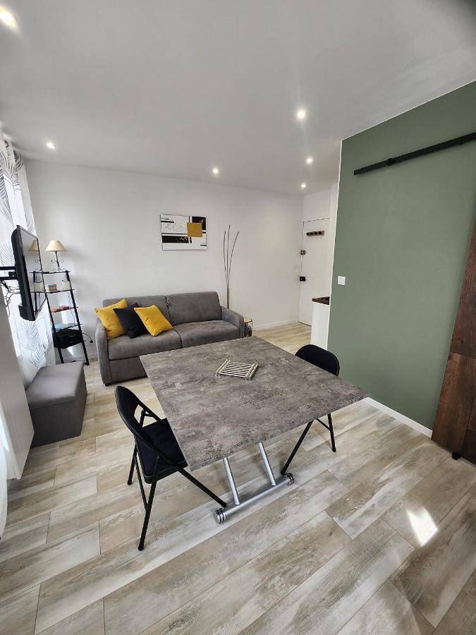 Appartement entier, Ecouter le silence à Lalouvesc in Lalouvesc, Région de Tournon-sur-Rhône