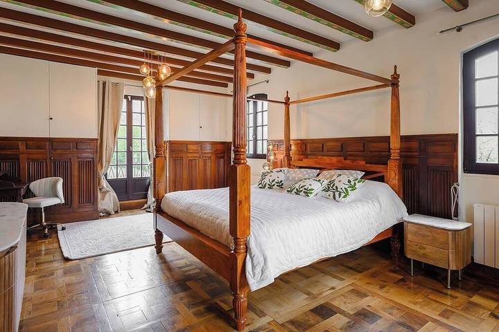 Location de vacances pour 28 personnes, avec piscine et jardin ainsi que sauna et jacuzzi dans La Queue-lez-Yvelines - 2