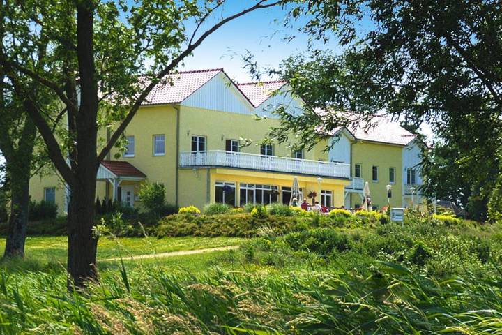 Ferienwohnung für 5 Personen, mit Balkon in Kummerow