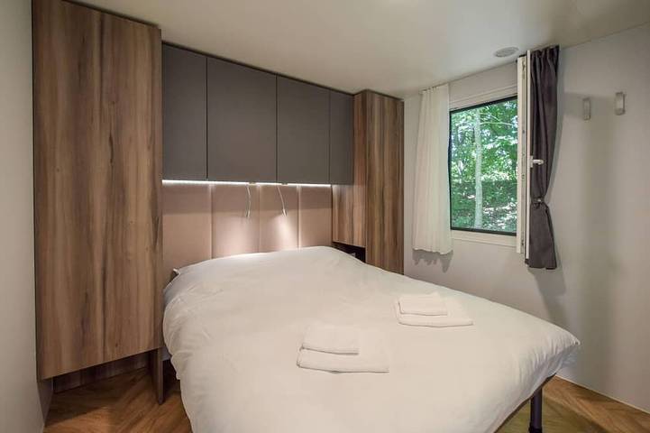 Gîte pour 6 personnes, avec terrasse ainsi que piscine et jardin à Saint-Médard-d'Excideuil - 2