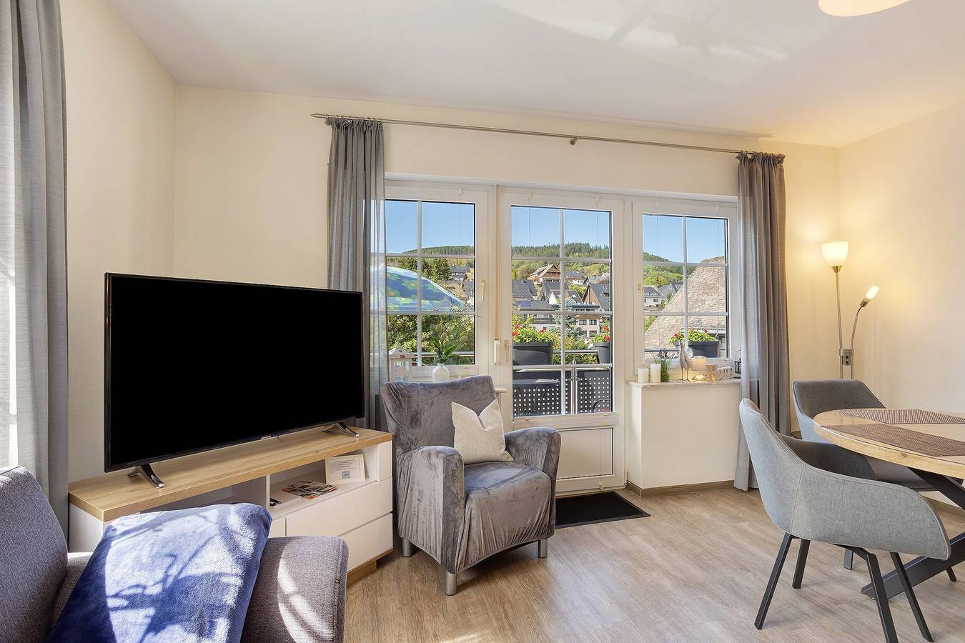 Ganze Wohnung, Ferienwohnung 'Zentrum Zum Kurgarten' mit Bergblick, Balkon und Wi-Fi in Willingen, die Mittelgebirge
