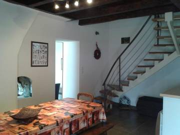 Gîte pour 10 Personnes dans Chirat-l'Église, Région de Montluçon, Photo 1